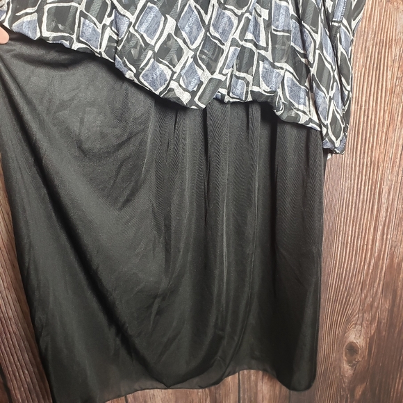 (014) Women's: XL Motherhood Maternity Dress- T5 - Picture 3 of 8